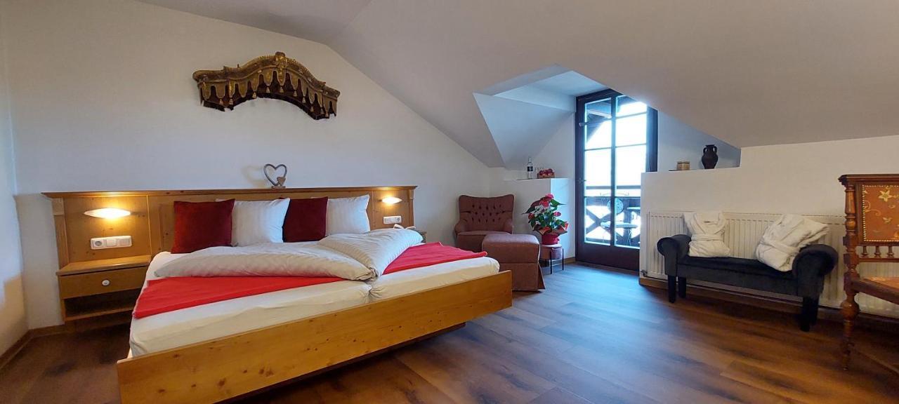 Hotel Gasthof Gribelehof เลียนซ์ ภายนอก รูปภาพ