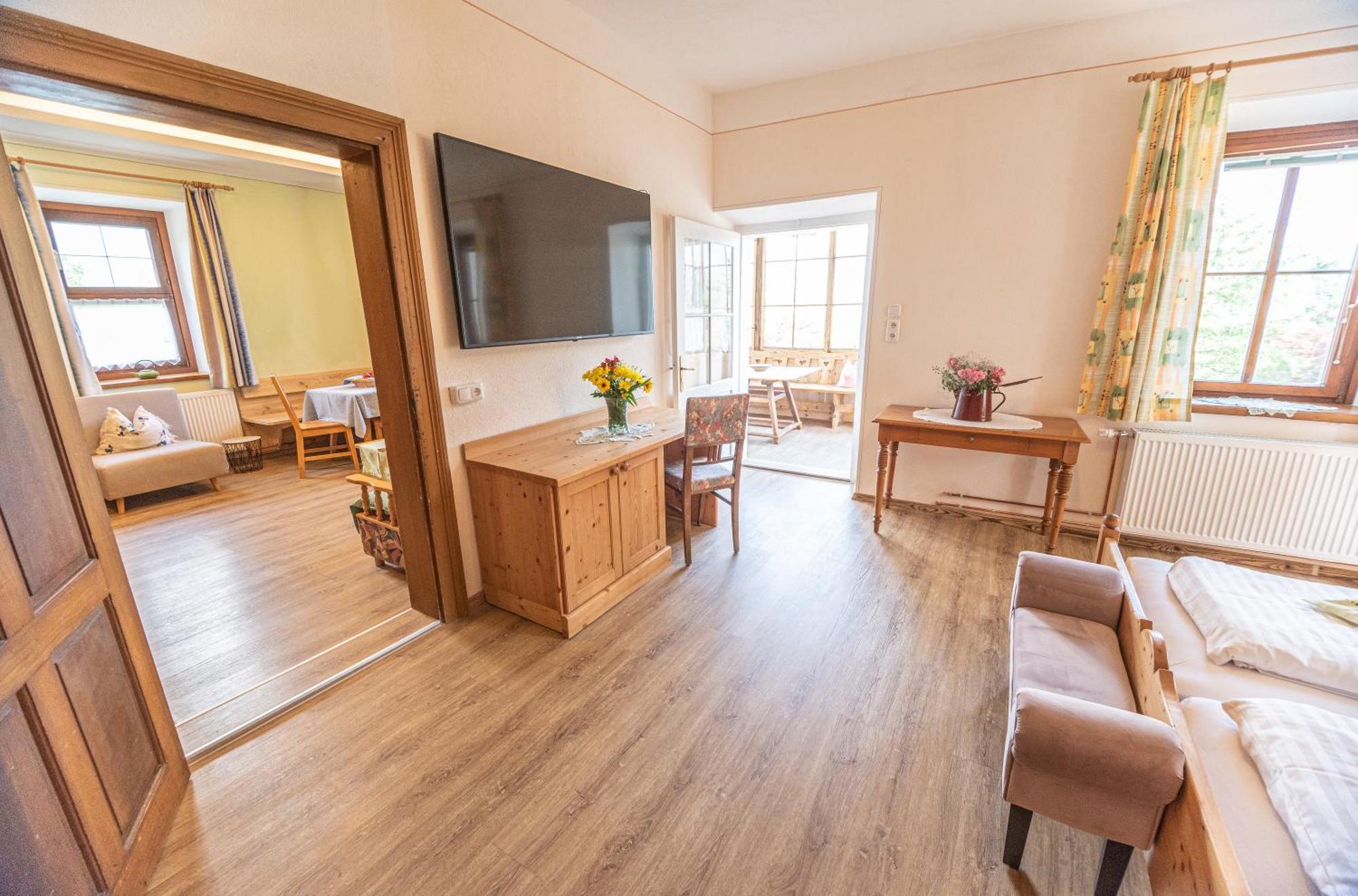 Hotel Gasthof Gribelehof เลียนซ์ ภายนอก รูปภาพ